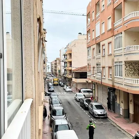 Διαμέρισμα Central 2-bedroom In